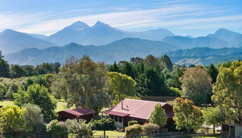 44 Senior Road, Wairau Valley