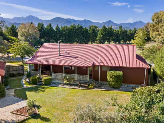 44 Senior Road, Wairau Valley