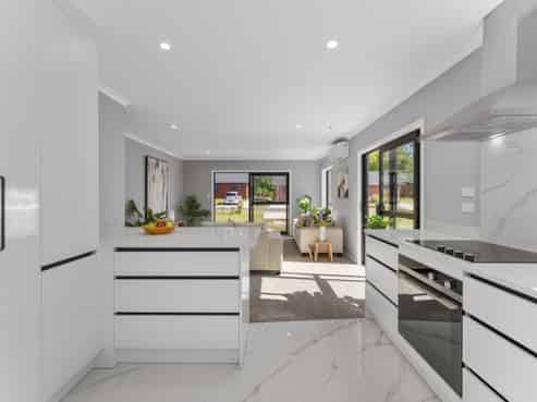 10 Winnie Close, Acacia Bay