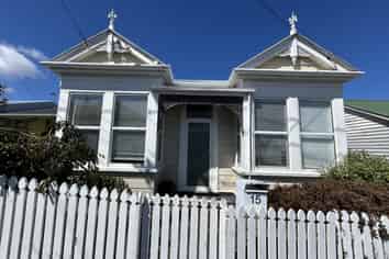 15 Peel Street, Mornington