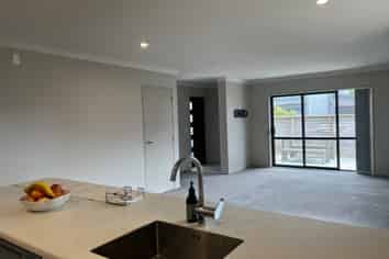 1 Brindle Way, Newlands