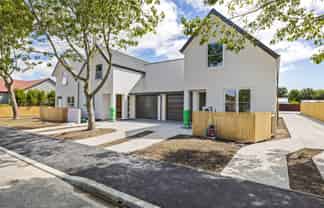 6/209 Hastings Street East, Waltham