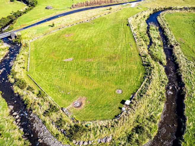 2104 Wiremu Road, Pungarehu