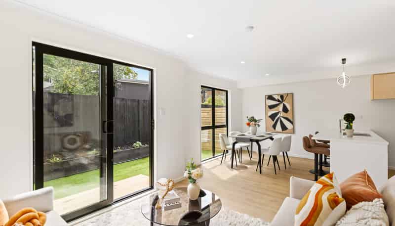 9/113 Beach Road, Te Atatu Peninsula