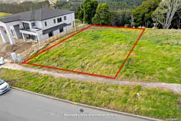 25 Michael Bosher Way, Flat Bush