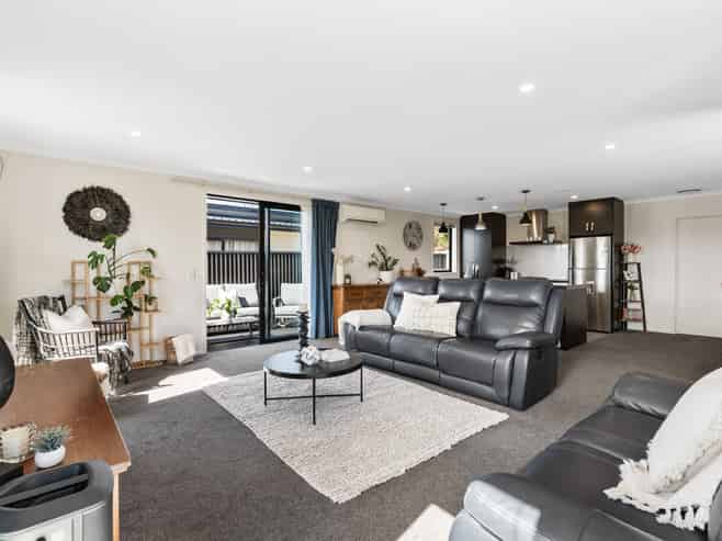 49 Owhiro Avenue, Mosgiel