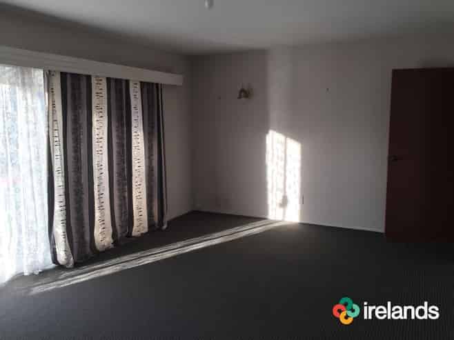 2/64 Mathesons Road, Phillipstown