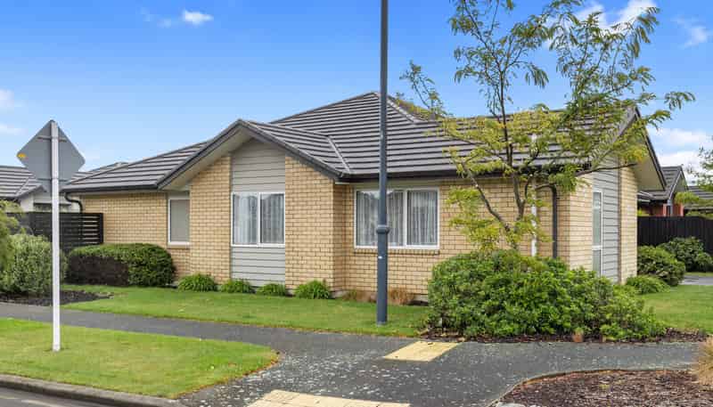 1 Limbrick Crescent, Wigram