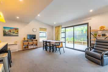 30 Ipswich Street, Hampden