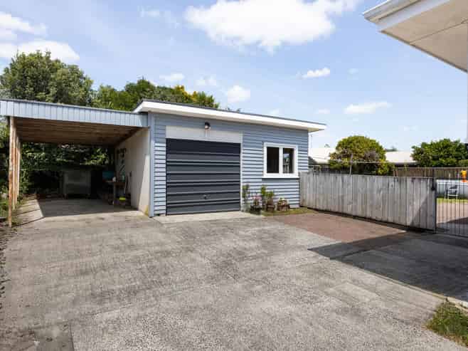 17 Charles Crescent, Beerescourt
