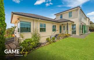 8 Normans Hill Road, Onehunga