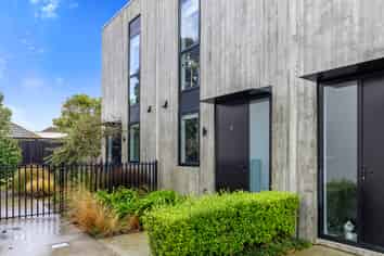 13 Te Ara O Paetutu, Petone