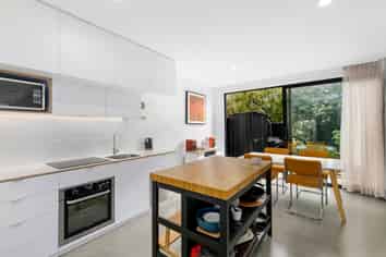 13 Te Ara O Paetutu, Petone