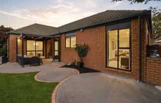 8 Kedleston Drive, Avonhead