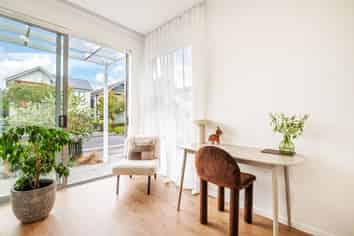 6 Lester Street, Hobsonville