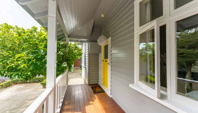 8 Saint Johns Avenue, Highfield