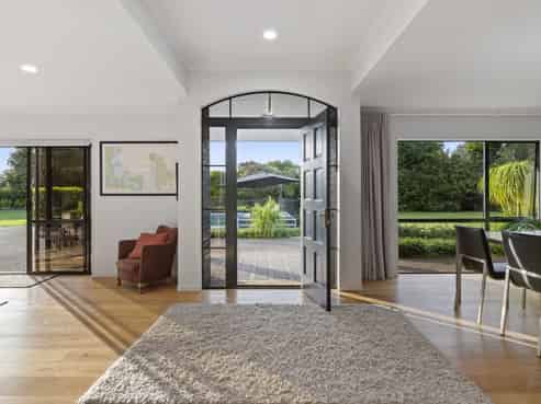 180 McNicol Road, Clevedon