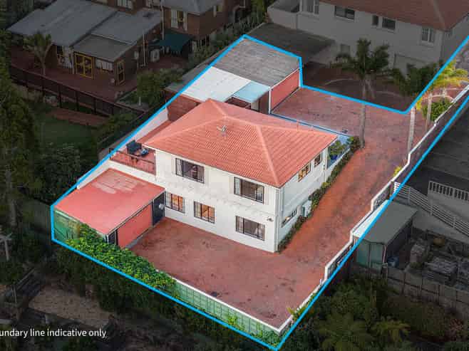 1/269 Titirangi Road, Titirangi