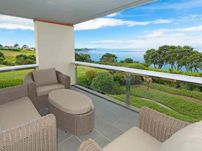 316 Pinecrest Drive, Gulf Harbour