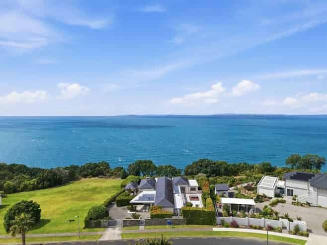 316 Pinecrest Drive, Gulf Harbour