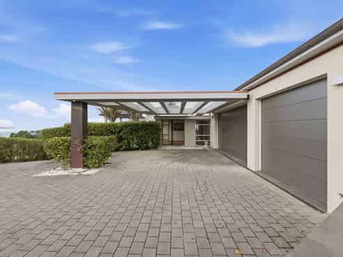 316 Pinecrest Drive, Gulf Harbour