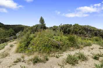 1342F Akatarawa Road, Akatarawa