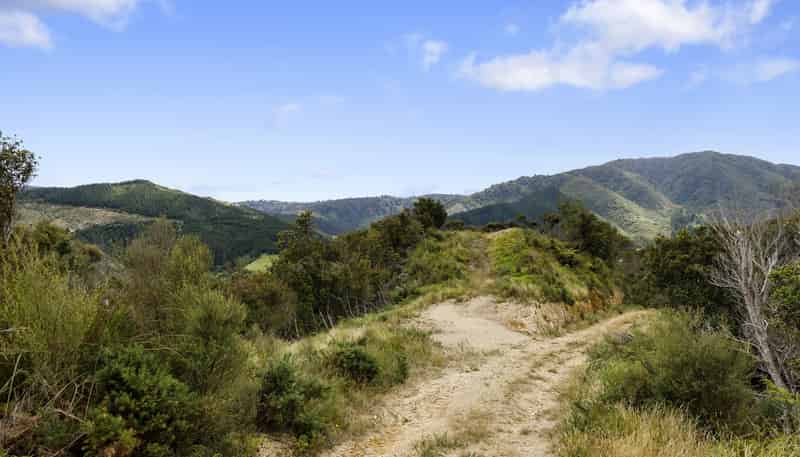 1342F Akatarawa Road, Akatarawa