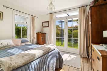 10 Muri Street, Aramoana