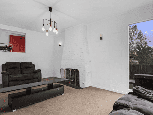 192 Henderson Valley Road, Henderson