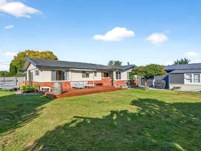 36 Costley Street, Carterton