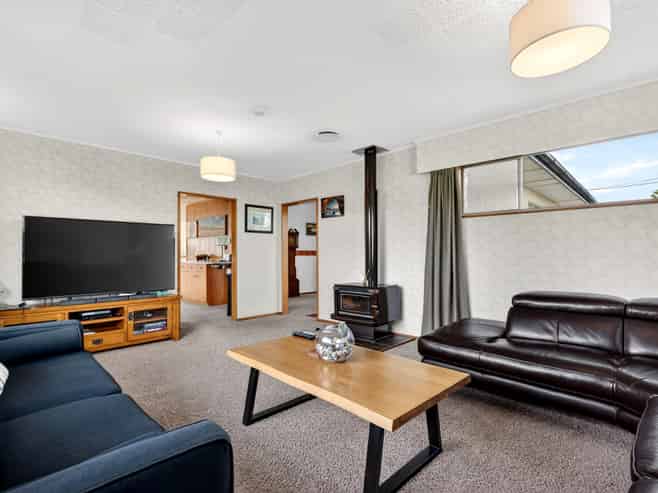 36 Costley Street, Carterton