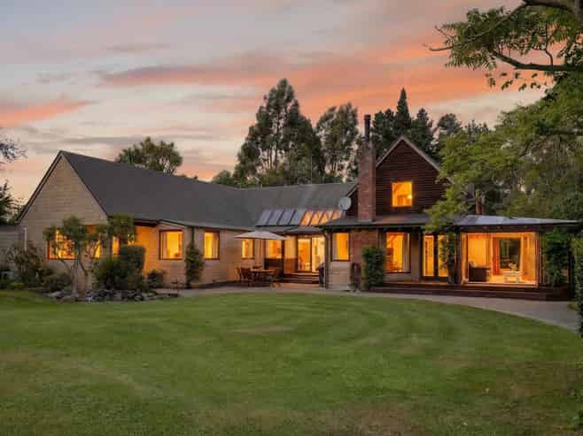 149 Terrace Road, Cust