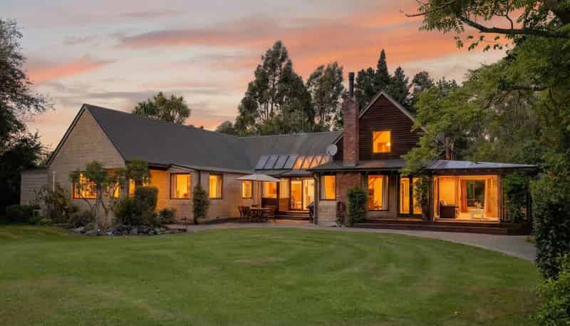 149 Terrace Road, Cust