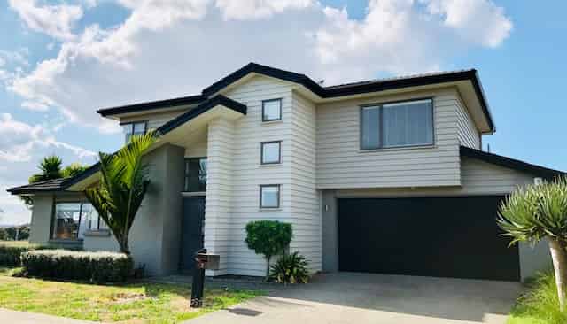 2 Sycamore Street, Flat Bush