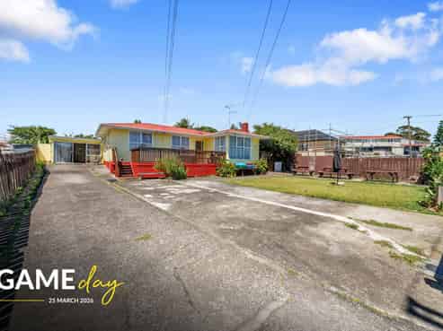 54 Cobham Crescent, Otara