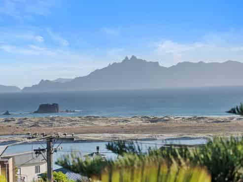 2 Heather Street, Mangawhai Heads