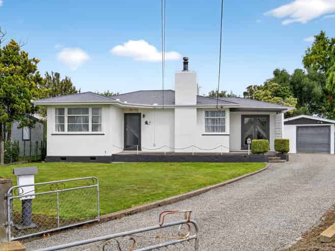 6 Jones Place, Masterton