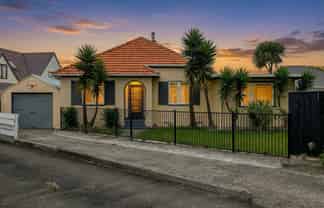 7A Nathan Place, West End