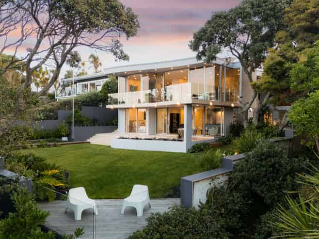 19 Bournemouth Terrace, Murrays Bay