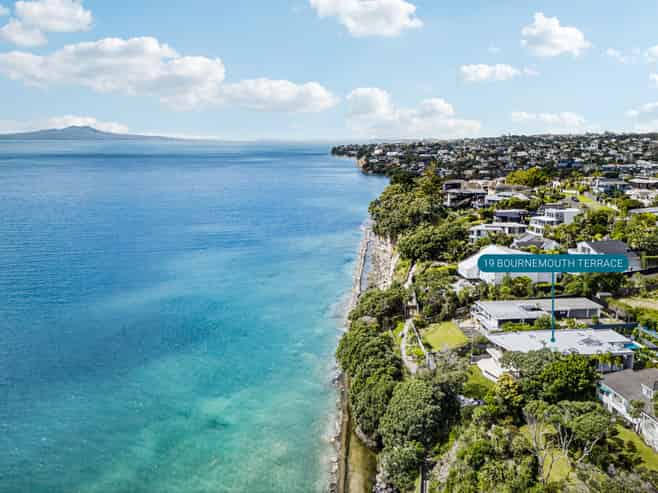 19 Bournemouth Terrace, Murrays Bay