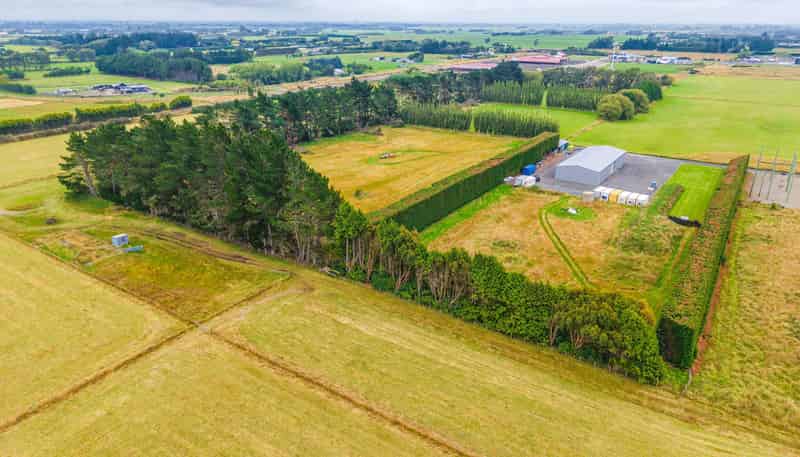810 North Road, Lorneville