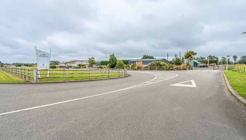 810 North Road, Lorneville