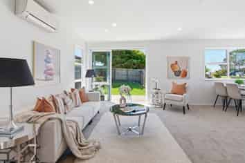 1/862 East Coast Road, Northcross