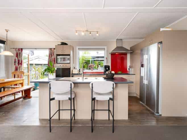 34 Elliott Crescent, Havelock North