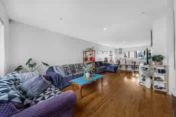 22/6 Ambrico Place, New Lynn