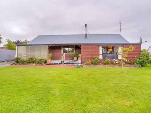 17 Niddry Crescent, Winton