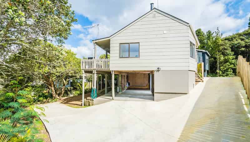 33 Glen Vista Place , Bayview
