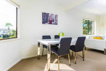 33 Glen Vista Place , Bayview