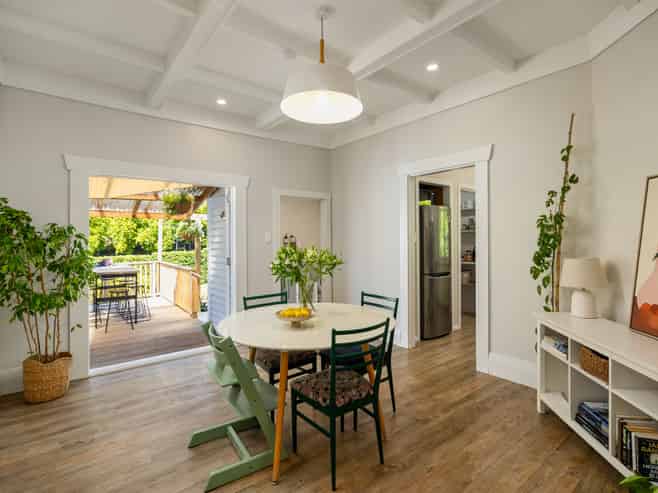 7 Thomas Avenue, Mount Albert