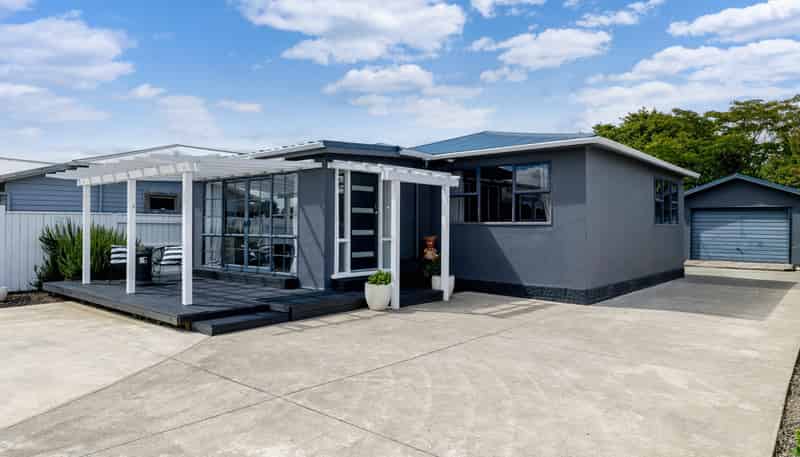 486 Tremaine Avenue, Takaro